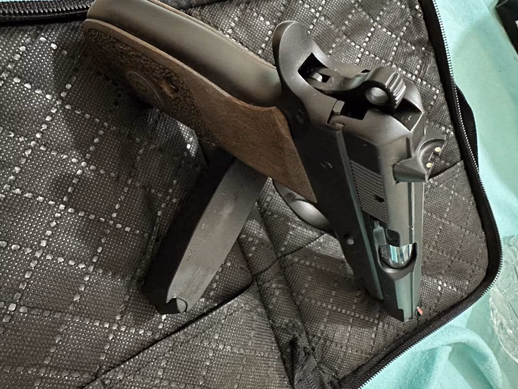 CZ 75 B