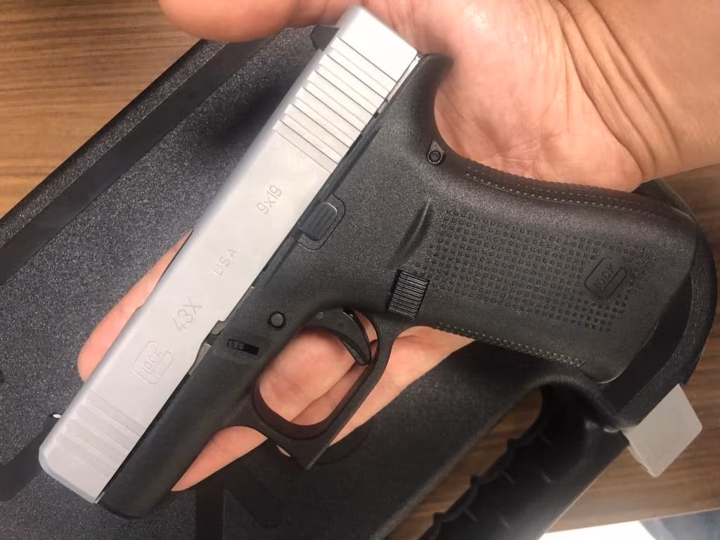 kamu personelinden sıfır glock 43 x silver slide