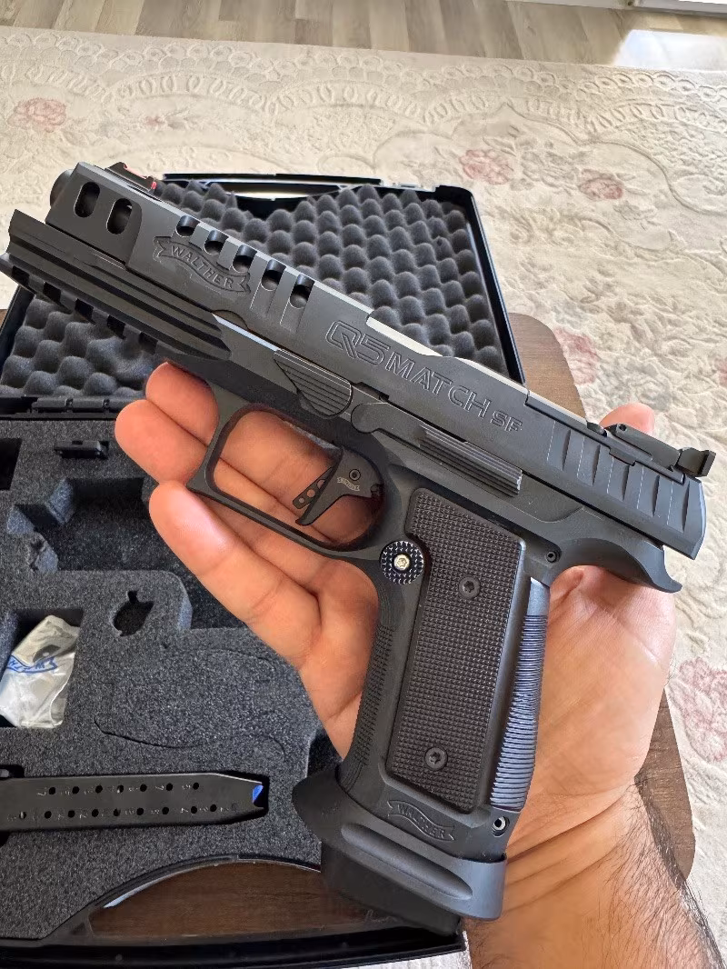 Walther Q5 Black ribbon