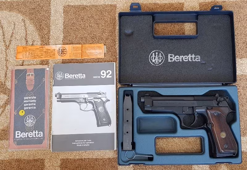 Beretta 92FS Cal.9 Parabellum  15+1