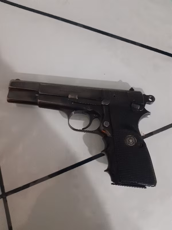 Temiz kullanilmış browning