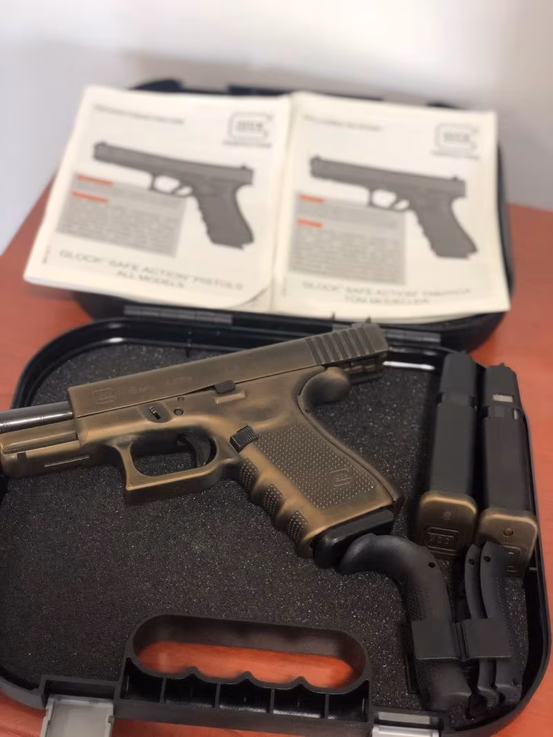 Ruhsatlı Glock