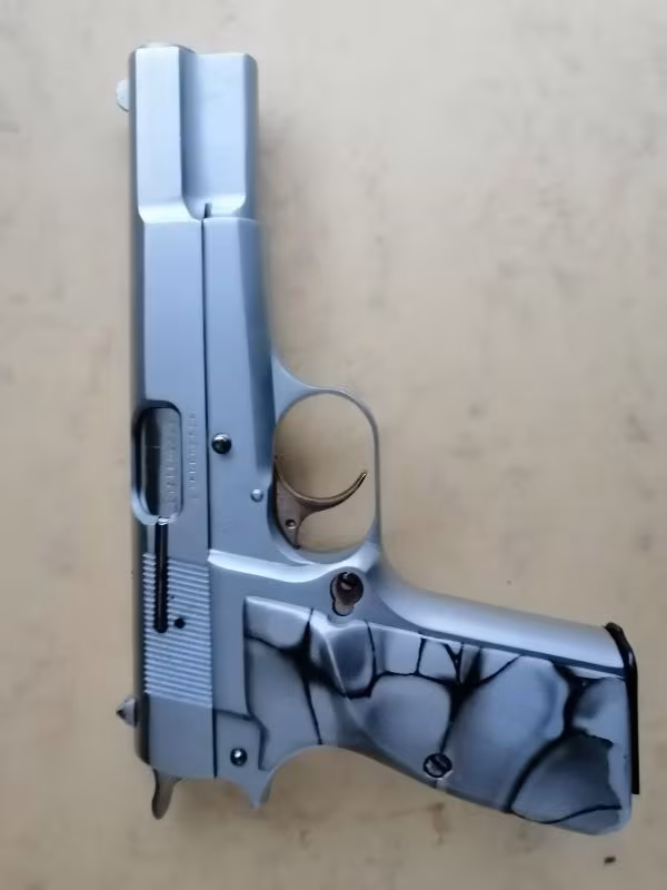 EMNİYET MENSUBUNDAN TEMİZ 245 SERİSİ BRIWNİNG