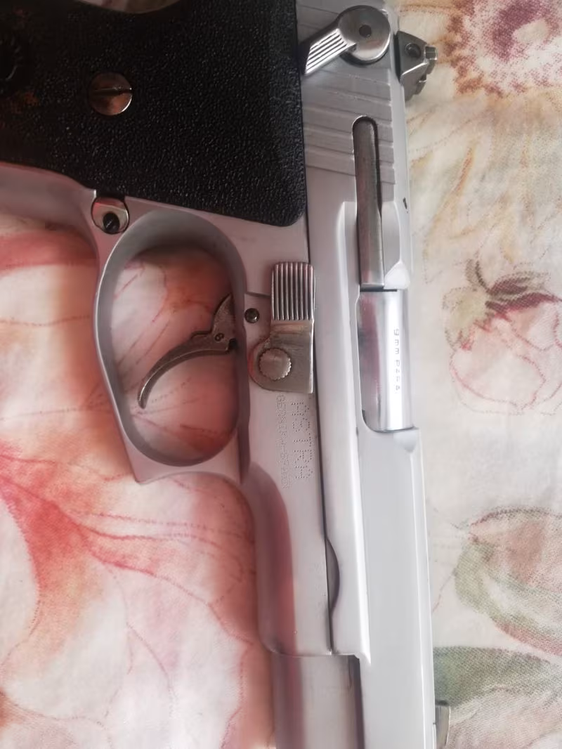 Taşıma ruhsatlı Astra A 900