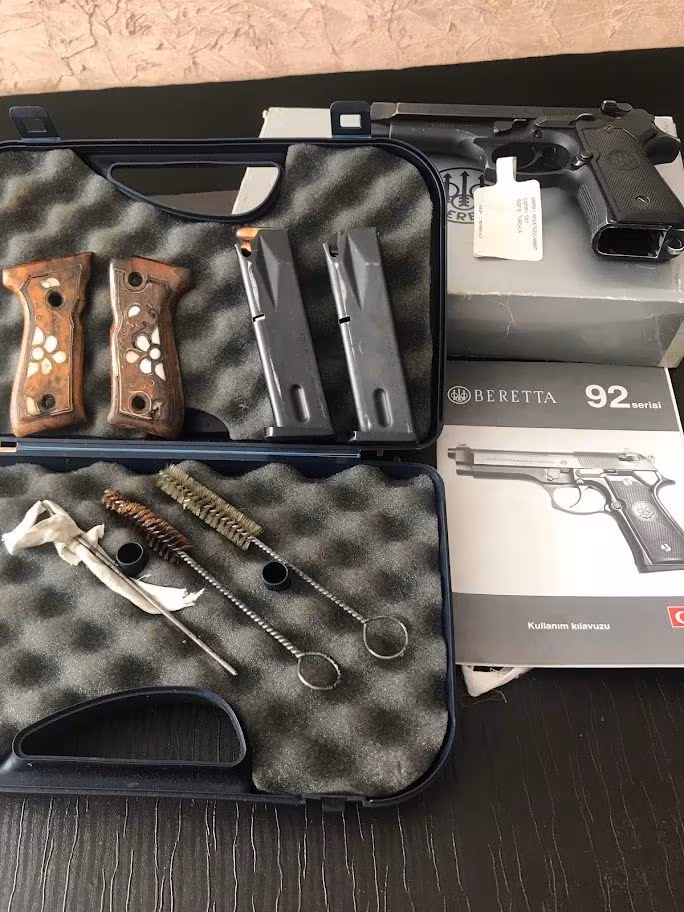 Beretta F 92