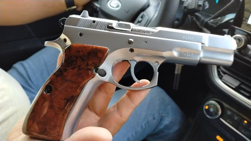 Temiz Kullanılmış ilk Gelen Alır