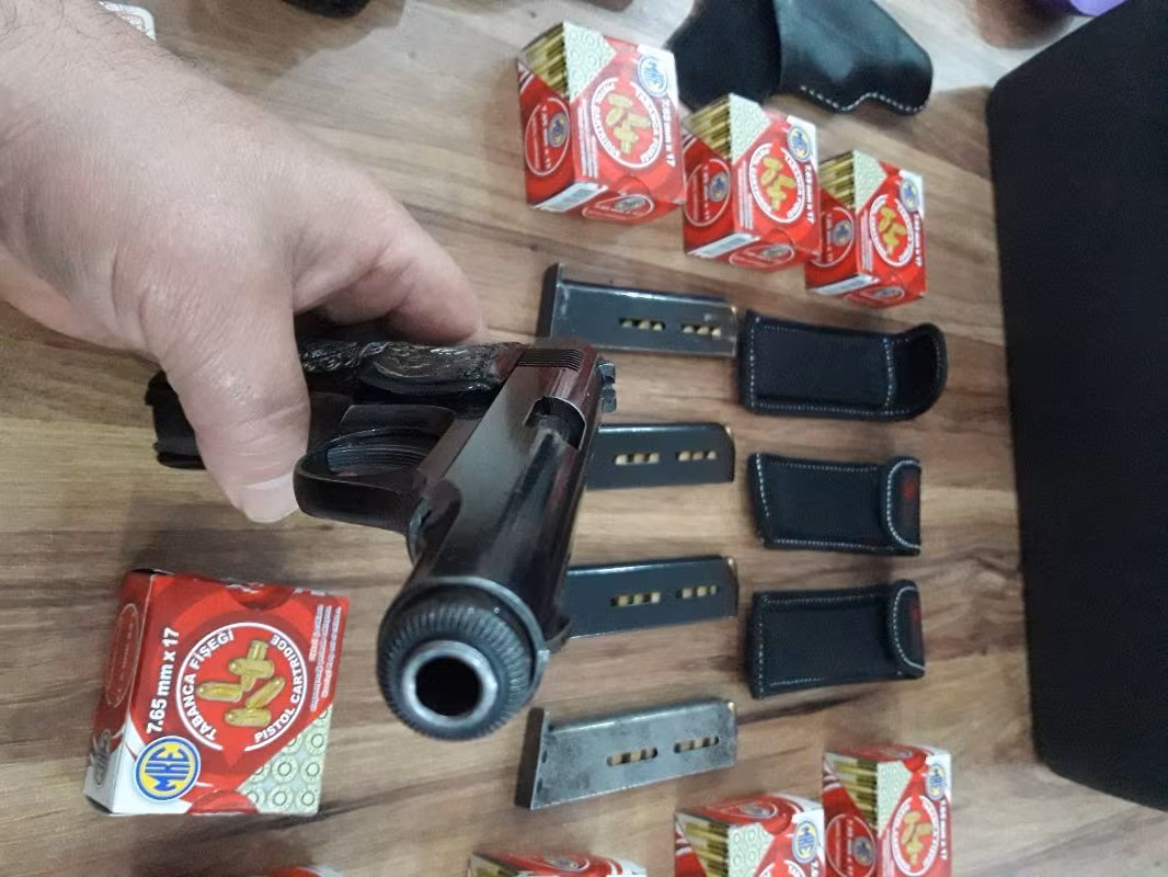 Fransız mab 7.65 __   9+1 ___4 adet şarjör 4adet kılıf