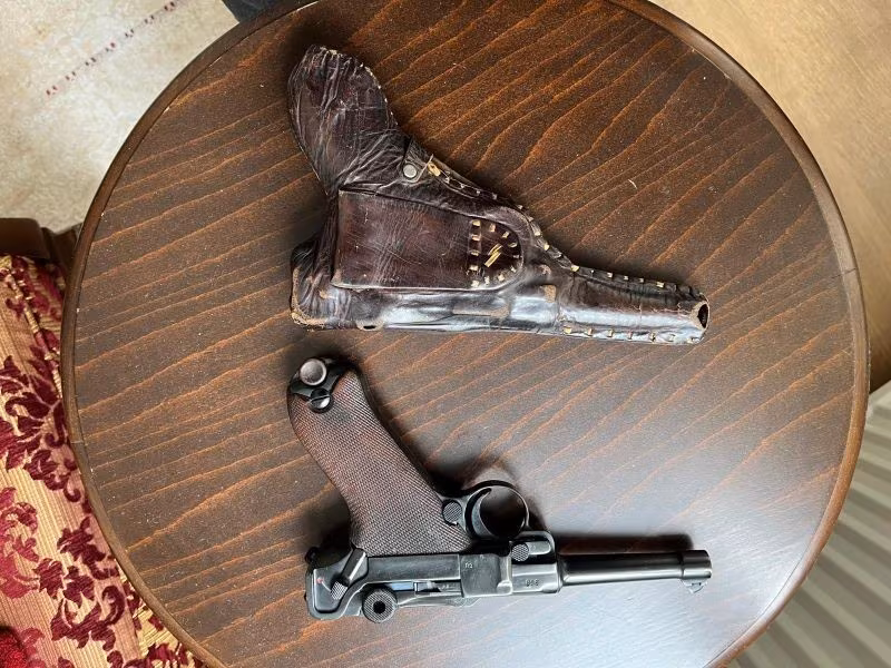 DWM Luger Parabellum P08 1913 9×19 mm.