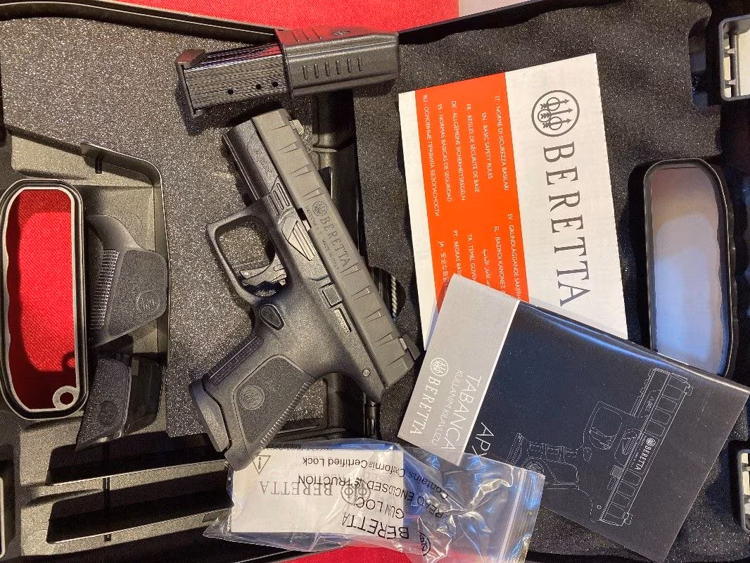 Beretta APX compact 13+1