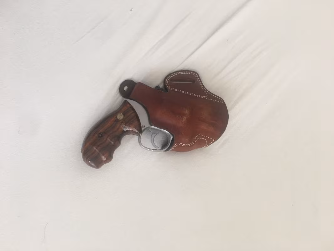 SİMİTH WESSON 357 MAGNUM ÇOK TEMİZ