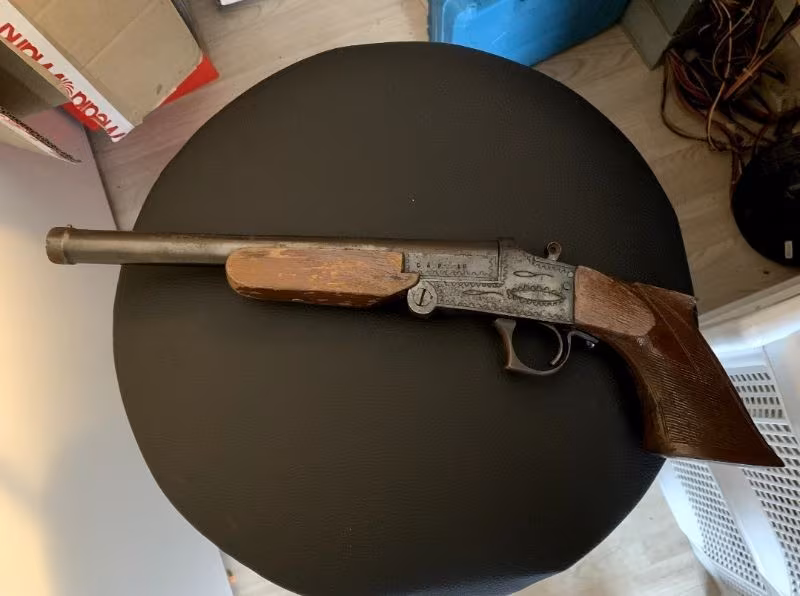 Antika tek kirma