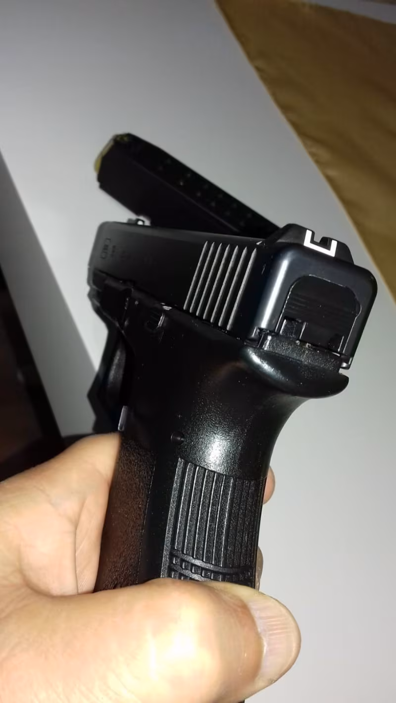 GLOCK 19 KİLİTLİ NADİR BULUNAN
