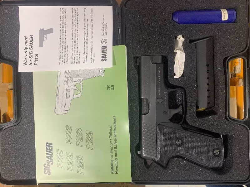 Sig Sauer P225  8+1