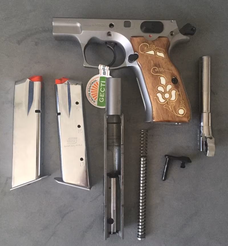 SIFIR KUTUSUNDA,HİÇ KULLANILMAYAN SARSILMAZ KILINÇ 2000 MEGA MAT STAİNLESS - 12000 TL !