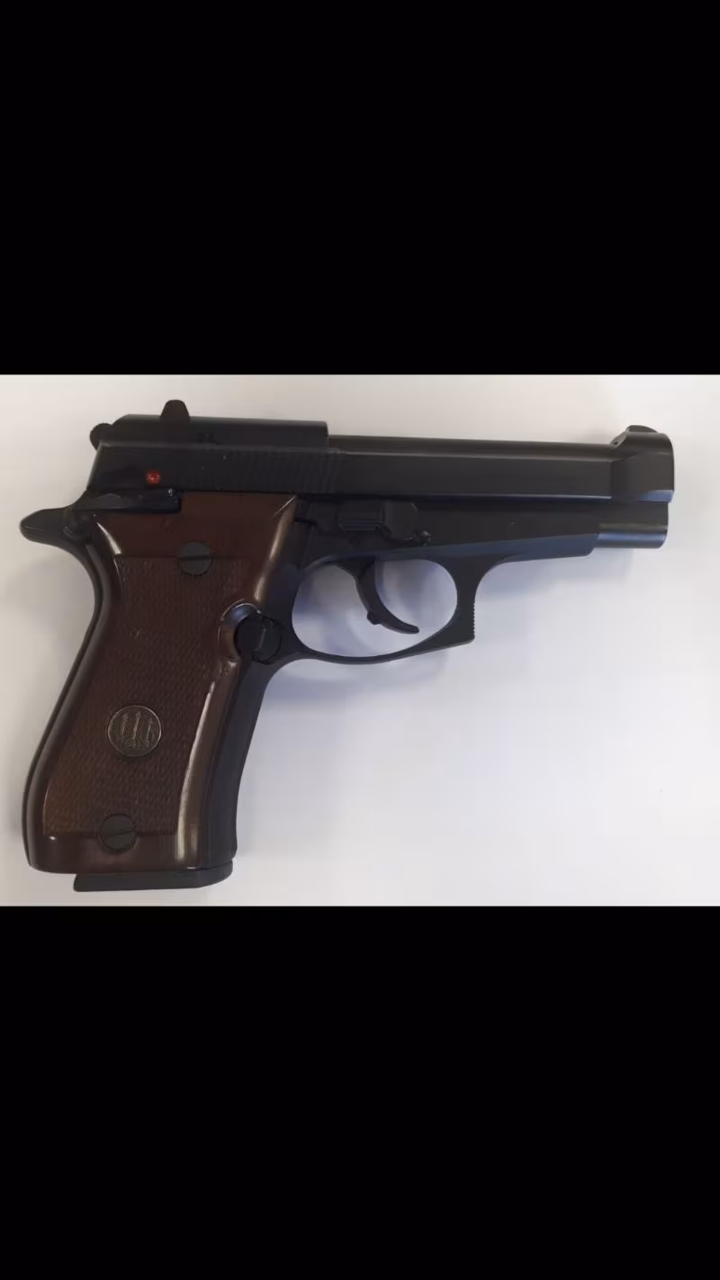 Silahçı Erhan dan italyan Beretta 7.65 12+1