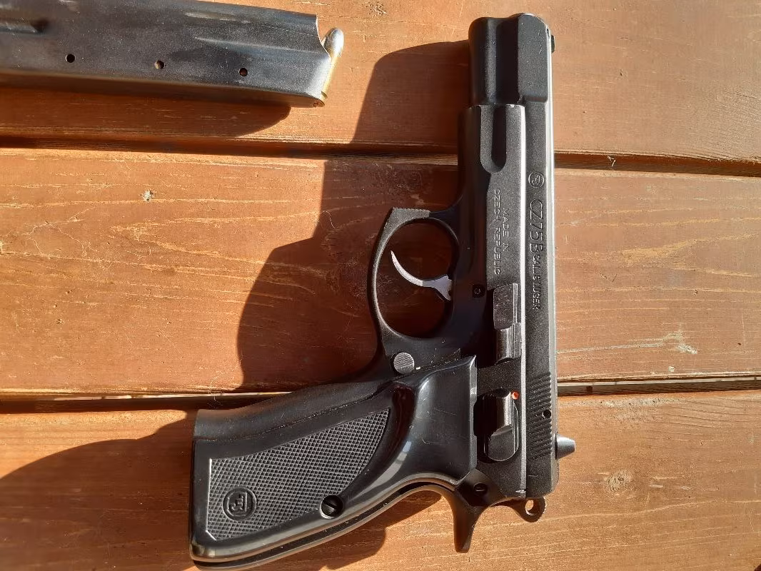 Boyasız 95 Yapım Cz75B