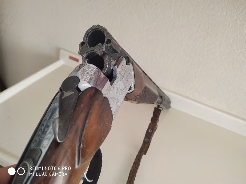 12 numara İtalyan Beretta süper poze