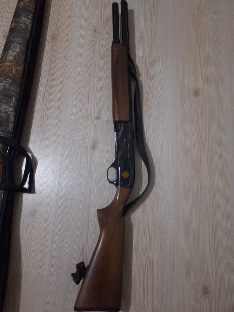 HUGLU 601 G DELUXE 7+1 KISA NAMLU 52  YARI OTOMATİK MÜKEMMEL TERTEMİZ YERLİ ÜRETİM AKSARAY VE ÇEVRE İLLERE SATILIKTIR.