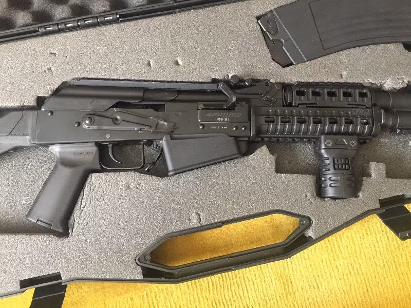 Armsan RS-S1 + Magpul