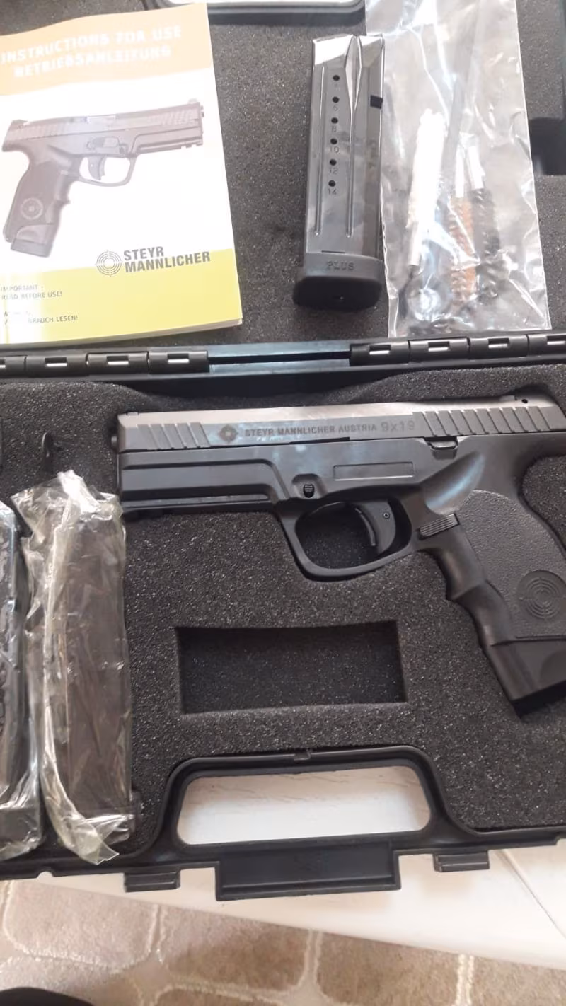 HENÜZ BİR MERMİ DAHİ SIKILMAMIŞ, SIFIR STEYR L9-A1(17+1)