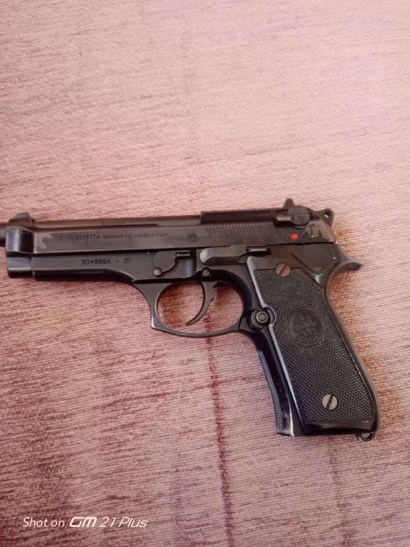 Emekli Polisten Beretta Fs92