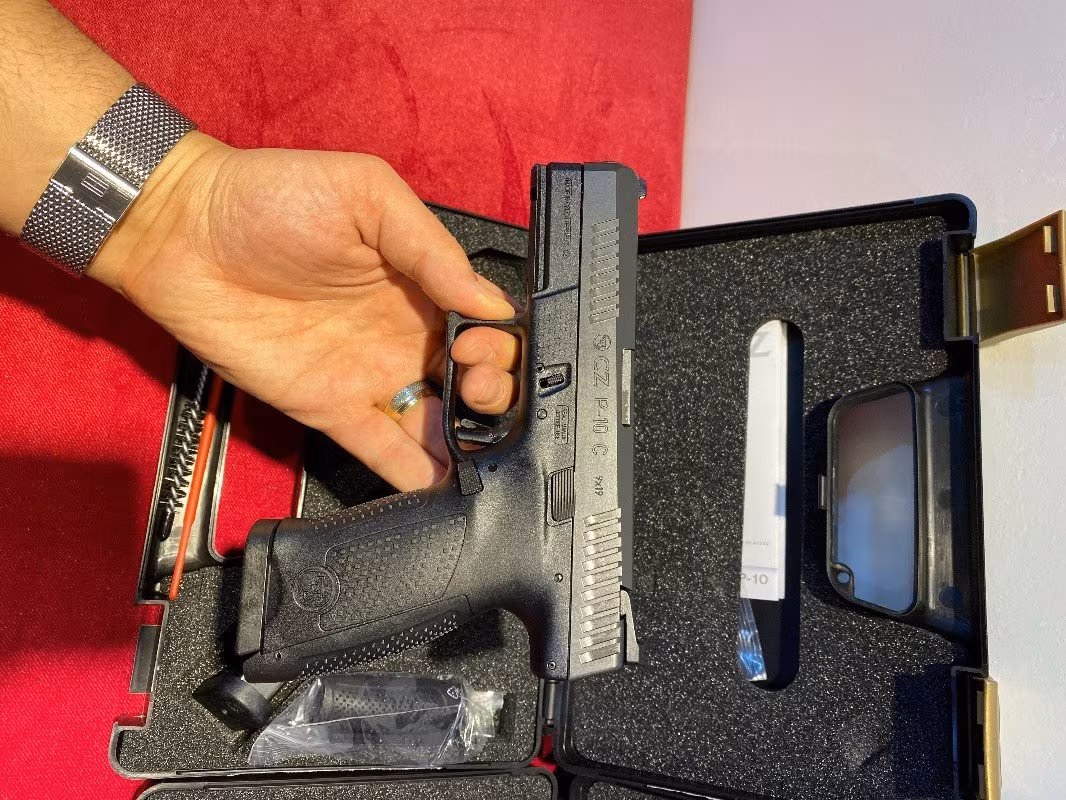 Cz p10 C 17+1 9mm