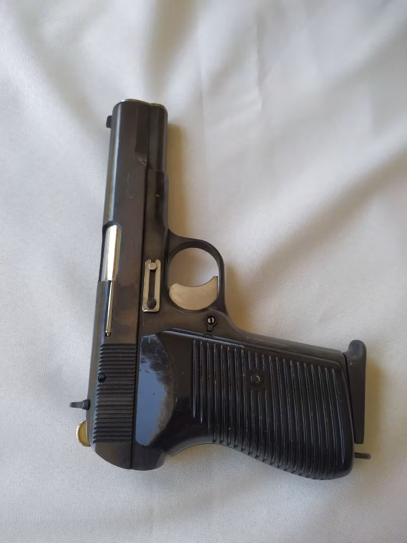 Emekli Albay'dan 9 mm Belcika Browning Parabellum.  Ruhsatsiz satin almak isteyenler, aramasin lutfen.