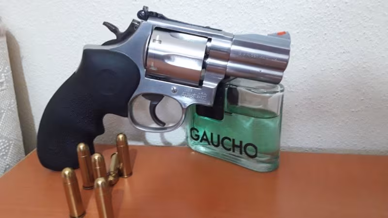 SMİTH WESSON TOPLU 6 PATLAR TERTEMİZ