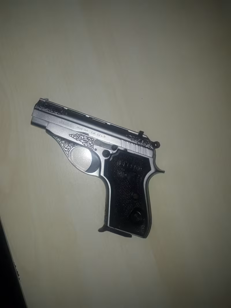 KAMU GÖREVLİSİNDEN   BERSA