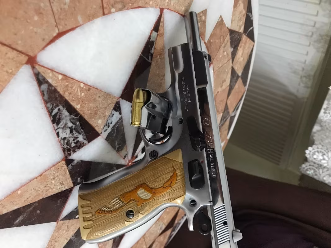 Hastasına ilaç 95 cz75 B