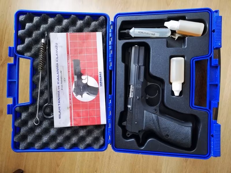 EMEKLİ TSK PERSONELİNDEN SIFIR AYARINDA SARSILMAZ KILINÇ 2000