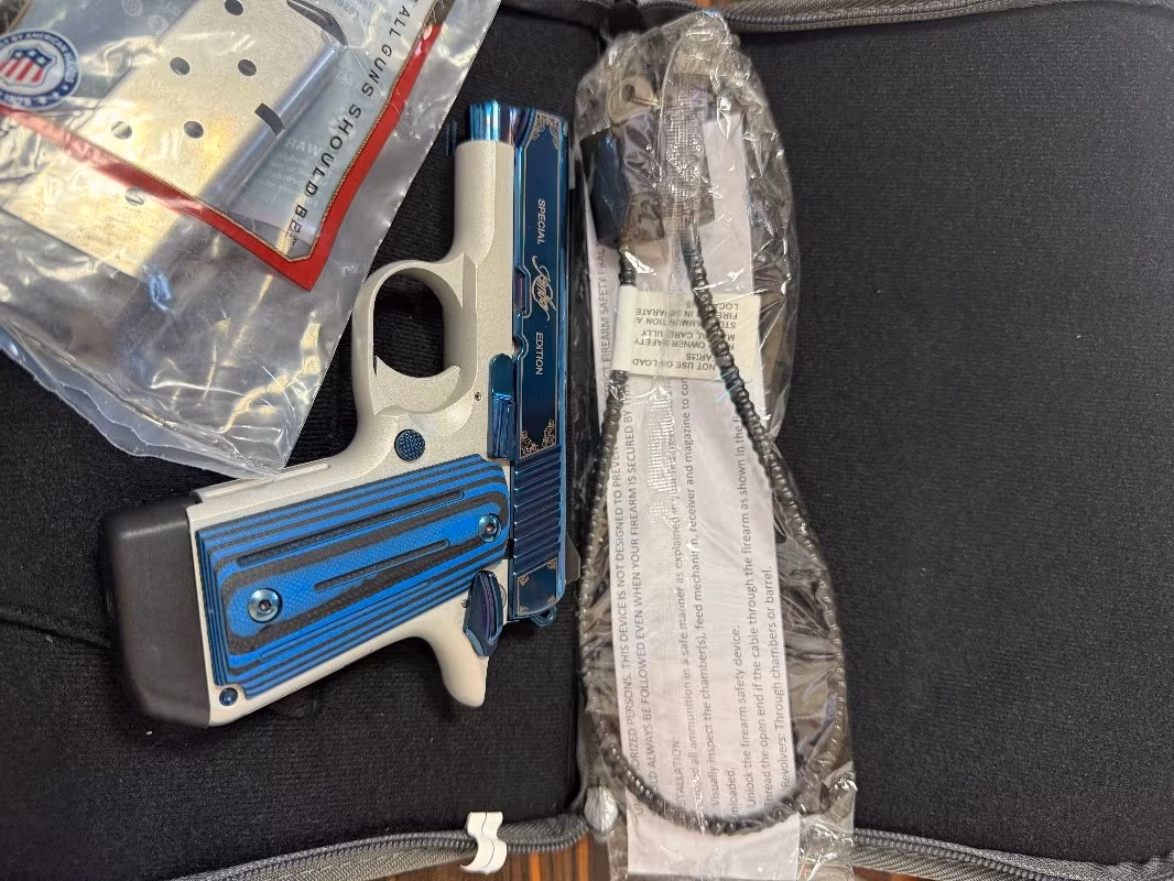 Kimber micro sapphire 9 mm kutusunda