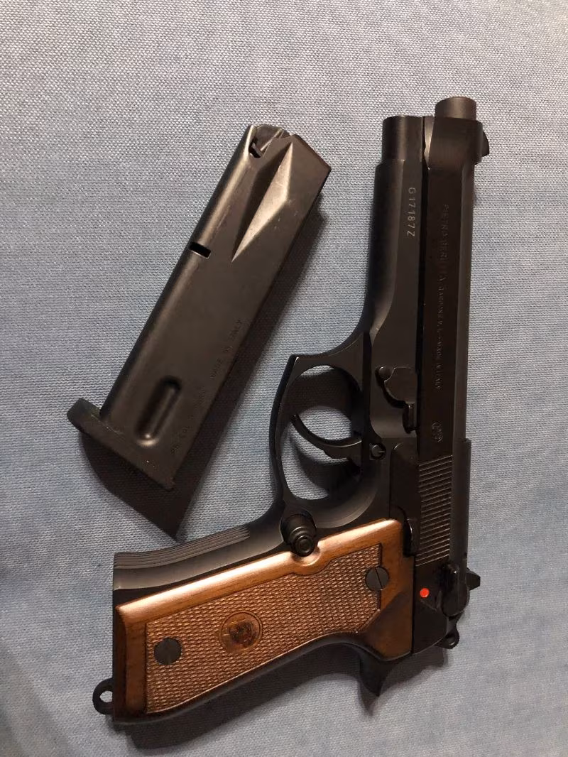 15+1 Beretta 92 fs temiz az kullanılmış