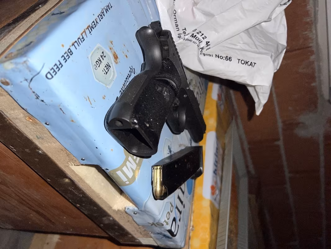 Acilen Satılık Tabanca