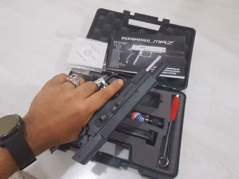 Memurdan Sıfır Kılınç 2000 Mega Siyah