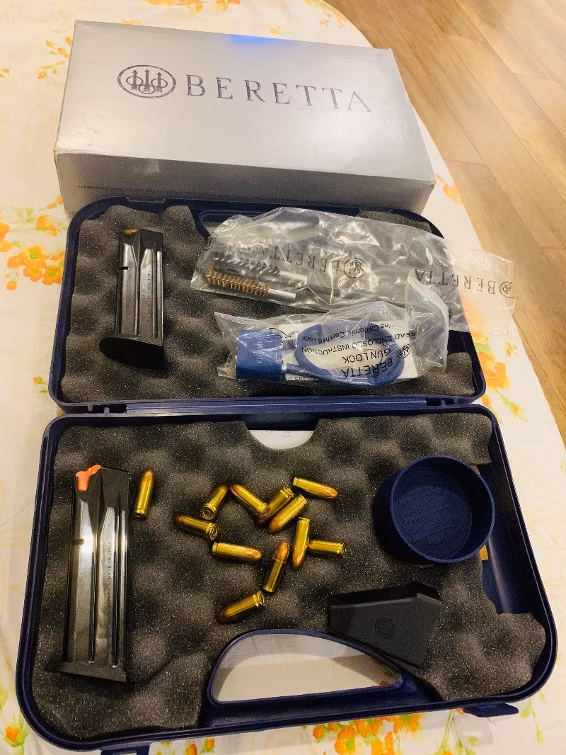 BERETTA PX4 STORM kutusunda ve extra malzemeleriyle..