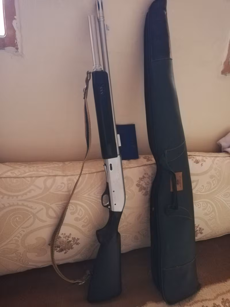 Lazer markalı pompalı tüfek