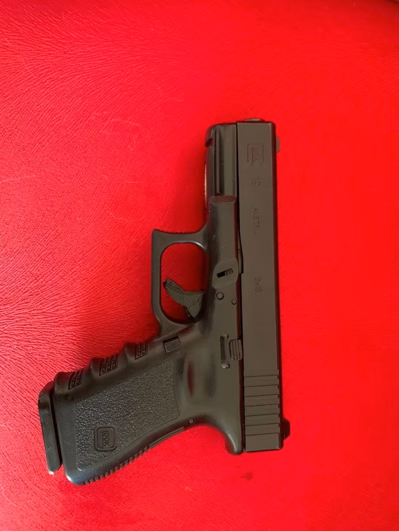 GLOCK 19