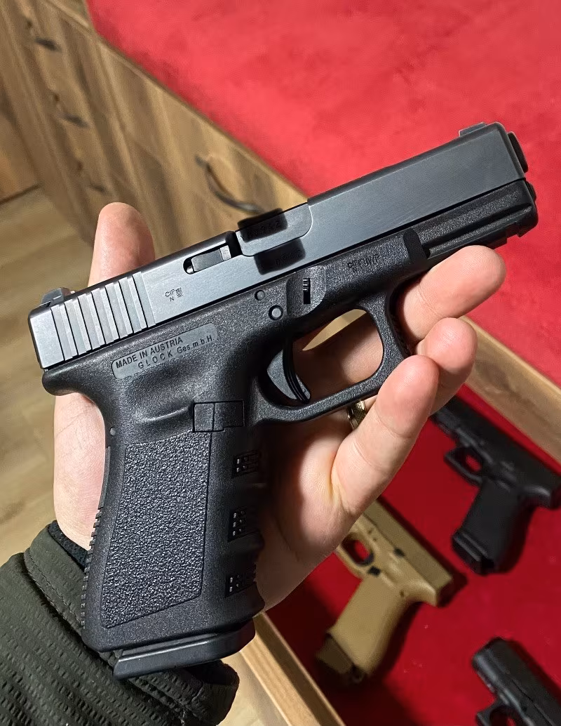 Glock 19C