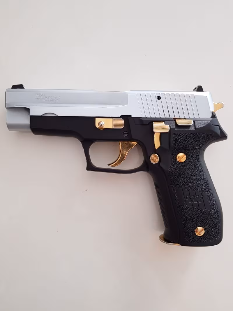Sig Sauer P226 15+1