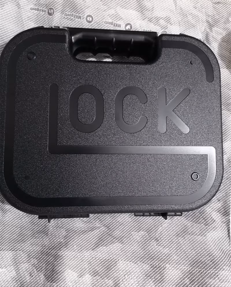 Sıfır kutusunda Glock özel seri