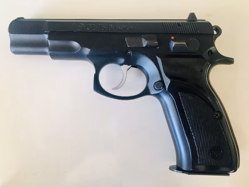 SIFIR AYARINDA ORJİNAL CZ 75 B
