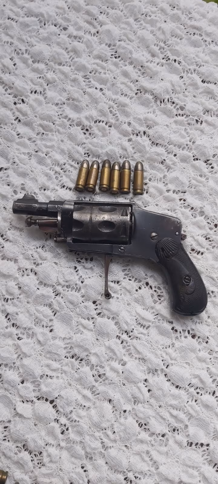 ANTİKA HAMMERLESS TABANCA