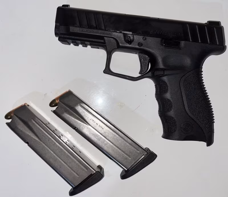 cz p07 ve stoeger str9