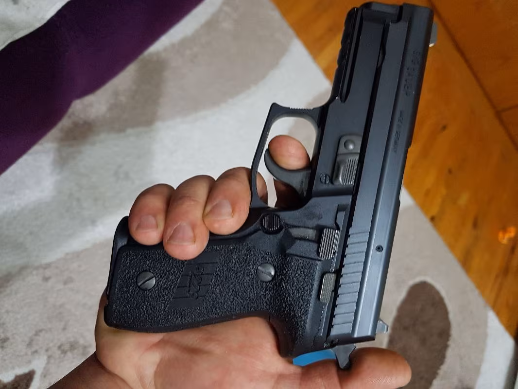 Cok temiz orjinal Alman P229