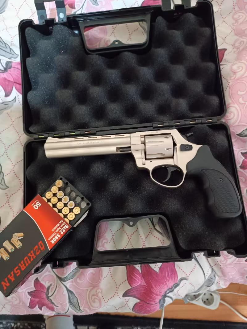 Temiz Smith wesson sadece 5 mermi atıldı