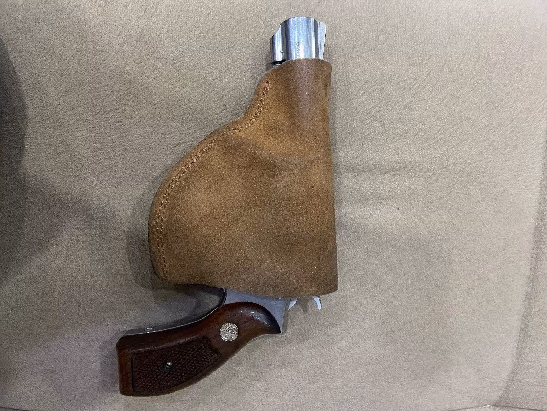 Çok temiz sıfır ayarında smith&wesson 357 Magnum