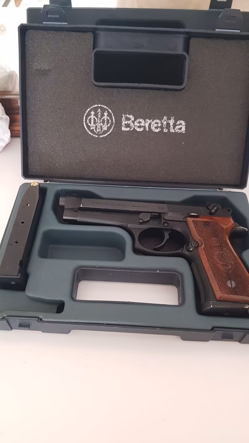 TEMİZ KULLANILMIŞ BARETTA F 92 15+1