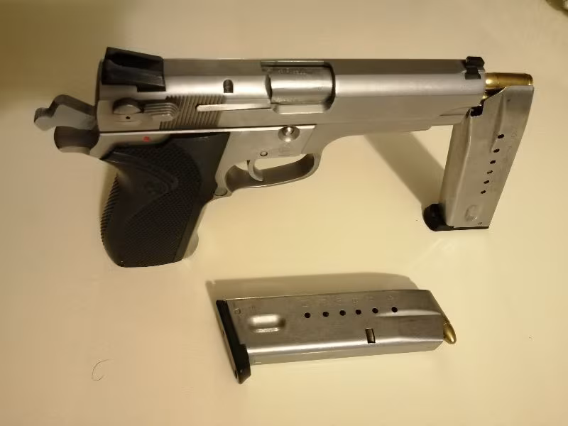Smith wesson 5906