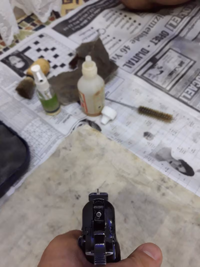 Memurdan temiz Belçika Browning 14'lü
